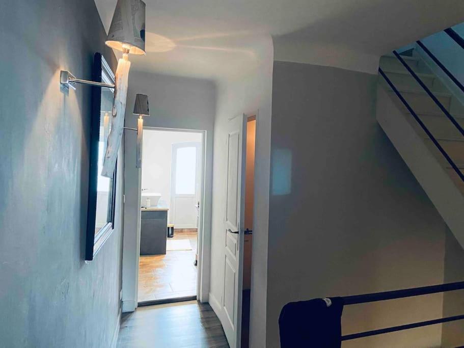Maison Climatisee Avec Stationnement Et Wifi Bram Екстер'єр фото